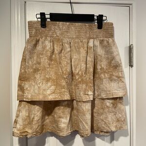 April Kiss Size L Smocked Waist Tiered Ruffle Tan Cream Tie Dye Mini Skirt